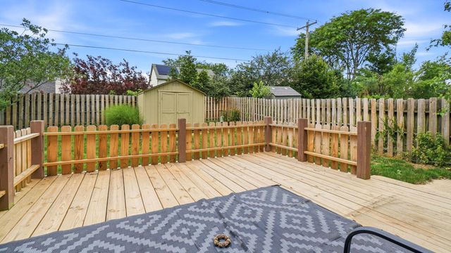 351 Mulberry Way W, Westerville, OH 43082
