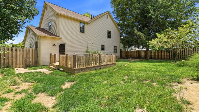 351 Mulberry Way W, Westerville, OH 43082