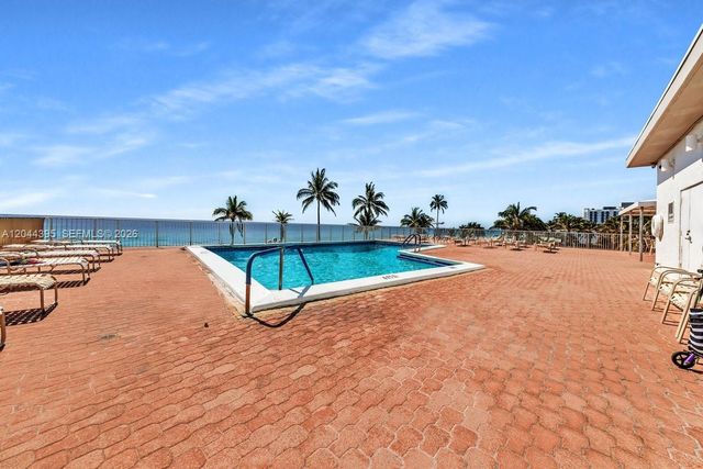 3111 N Ocean Dr 904, Hollywood, FL 33019