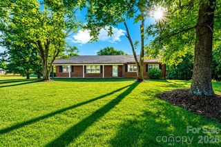 1631 Lynn Mountain Road, Vale, NC 28168