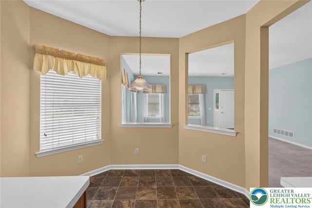 4690 Blue Grass Lane, Lower Macungie Twp, PA 18062