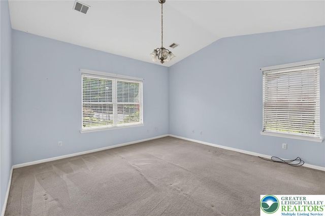 4690 Blue Grass Lane, Lower Macungie Twp, PA 18062
