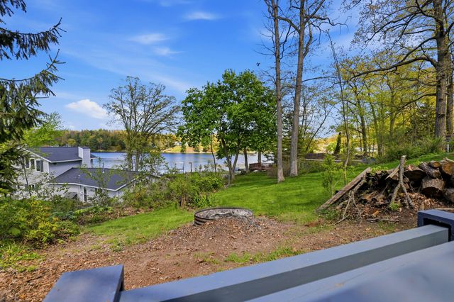 7352 Hallridge Drive Ne, Grattan Twp, MI 48809