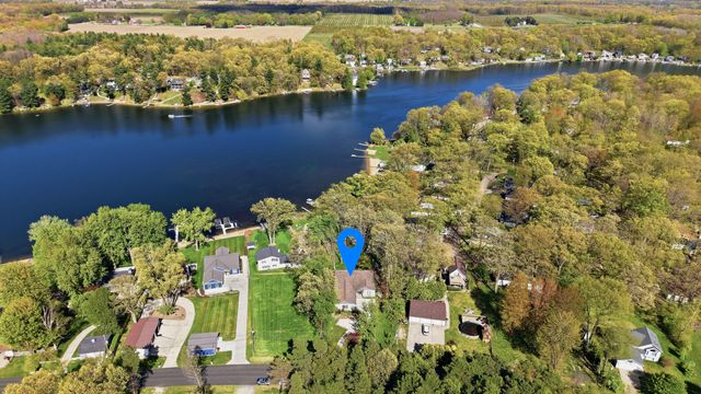 7352 Hallridge Drive Ne, Grattan Twp, MI 48809