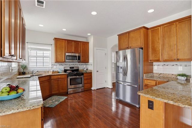 1469 Drumheller DR, Virginia Beach, VA 23464