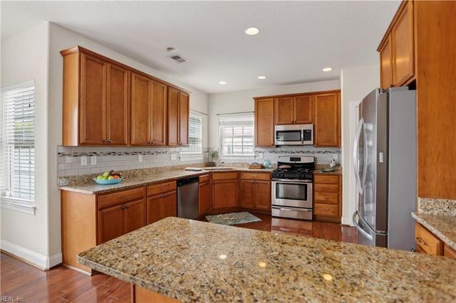 1469 Drumheller DR, Virginia Beach, VA 23464