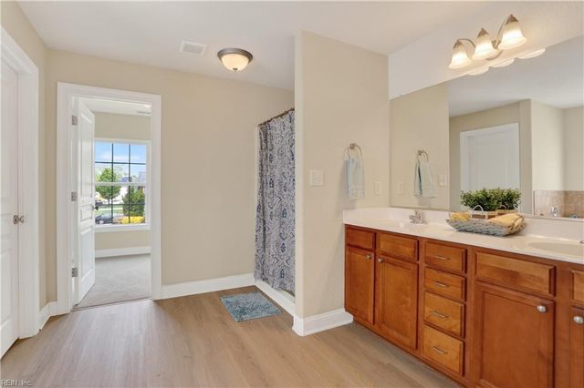 1469 Drumheller DR, Virginia Beach, VA 23464