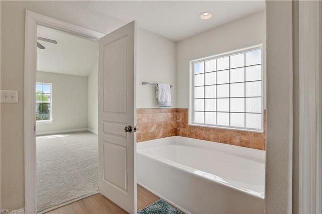 1469 Drumheller DR, Virginia Beach, VA 23464