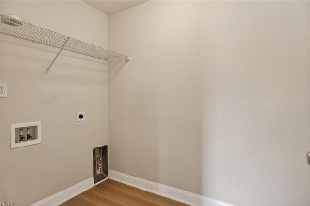 1469 Drumheller DR, Virginia Beach, VA 23464