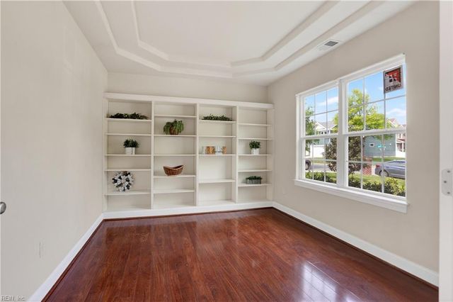 1469 Drumheller DR, Virginia Beach, VA 23464