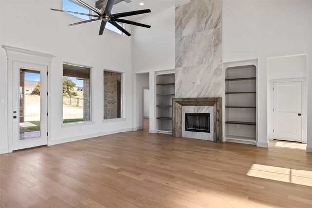 708 Burr Oak Lane, Weatherford, TX 76085