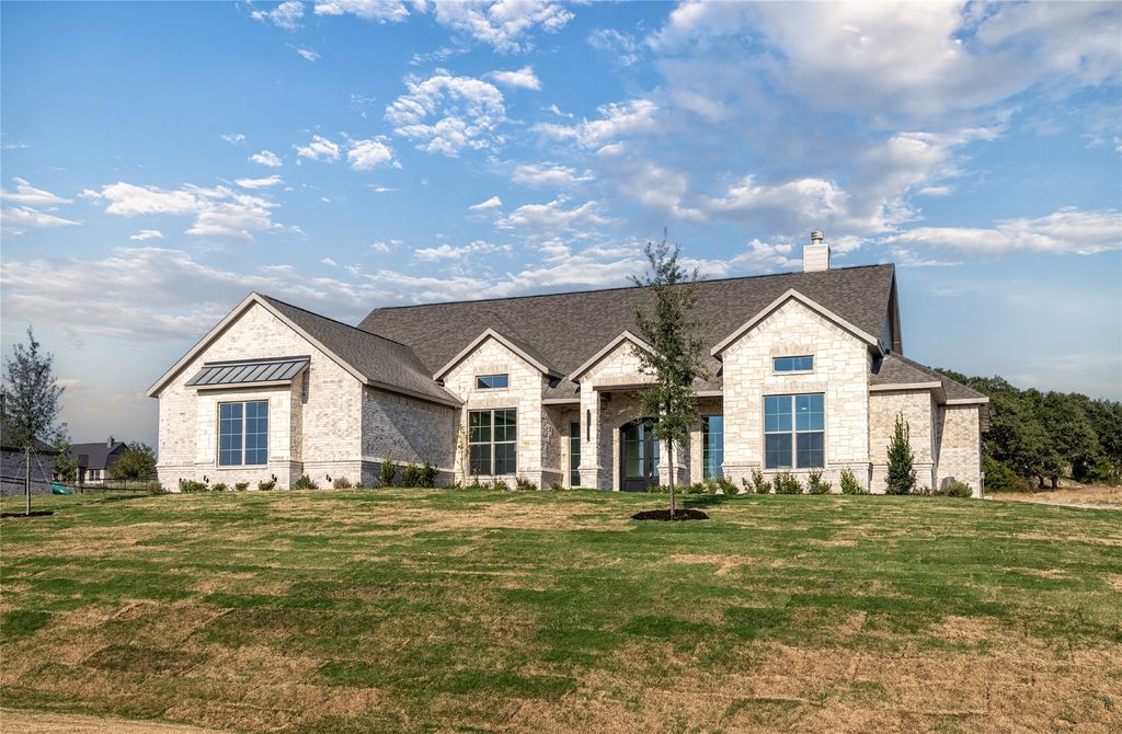 708 Burr Oak Lane, Weatherford, TX 76085 — photo 2
