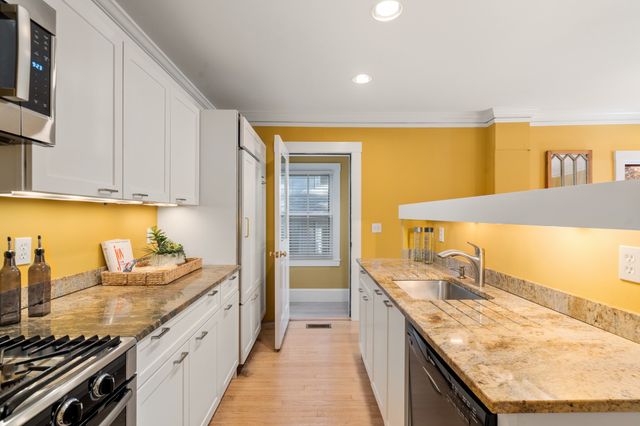 5 Sparks Street, Cambridge, MA 02138