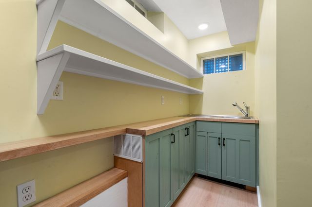5 Sparks Street, Cambridge, MA 02138