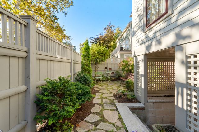 5 Sparks Street, Cambridge, MA 02138