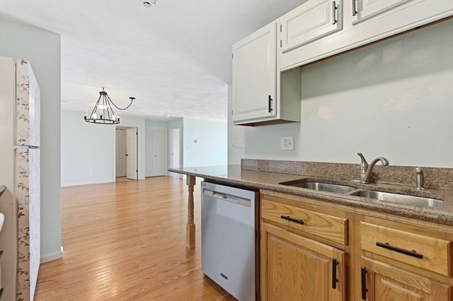 39 Parlin St 404, Everett, MA 02149