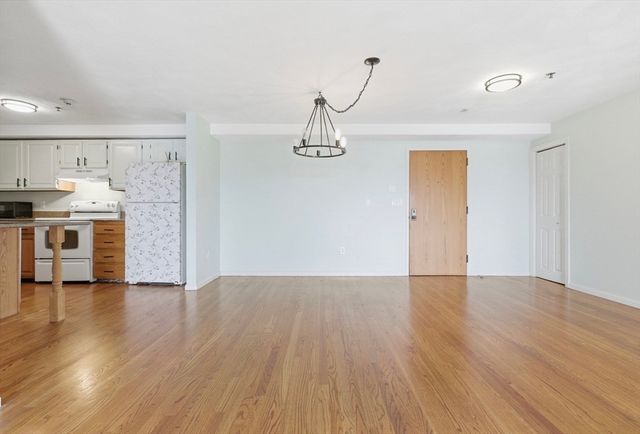 39 Parlin St 404, Everett, MA 02149