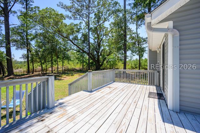 2768 Cherry Hill Rd, Ridgeland, SC 29936
