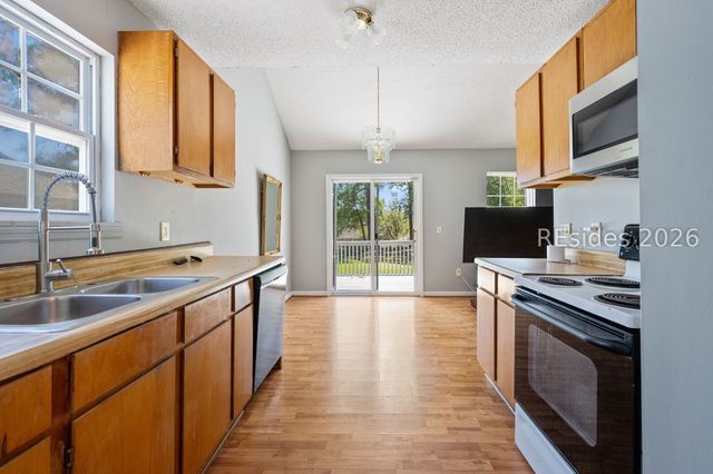 2768 Cherry Hill Rd, Ridgeland, SC 29936