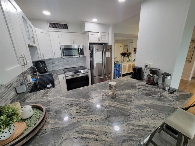 2901 26TH STREET W 601, Bradenton, FL 34205