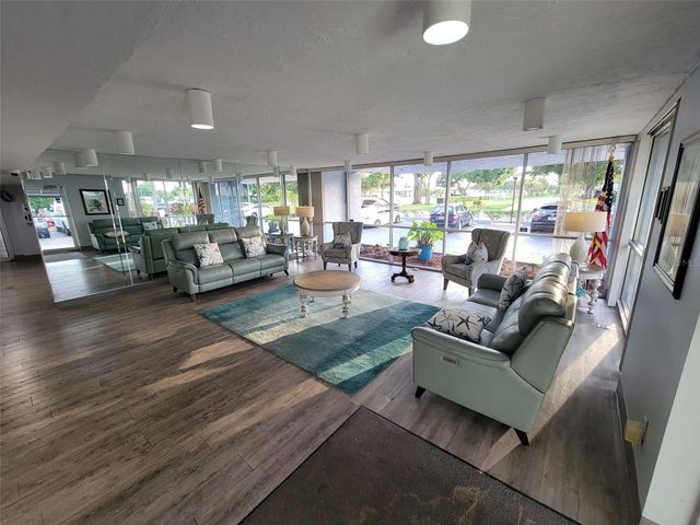 2901 26TH STREET W 601, Bradenton, FL 34205