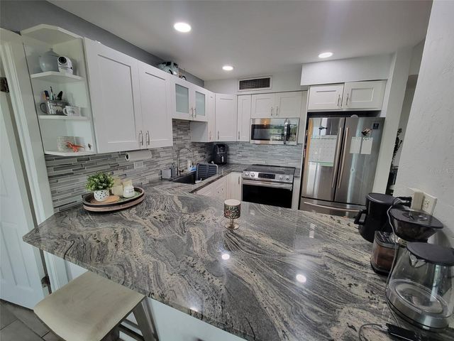 2901 26TH STREET W 601, Bradenton, FL 34205