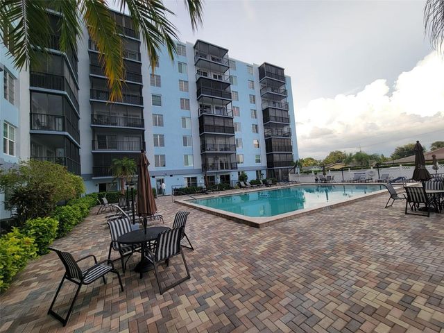 2901 26TH STREET W 601, Bradenton, FL 34205