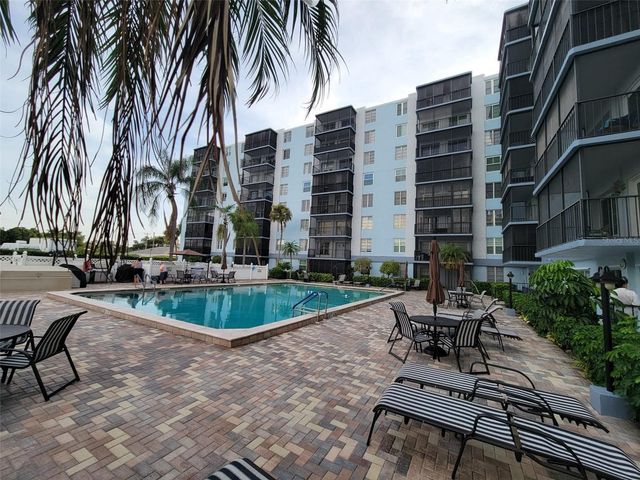 2901 26TH STREET W 601, Bradenton, FL 34205