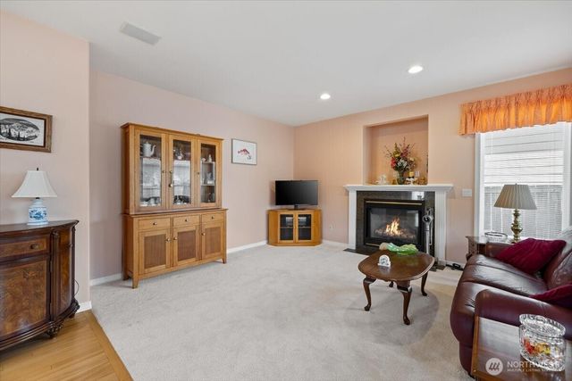 21612 129th Avenue SE, Kent, WA 98031