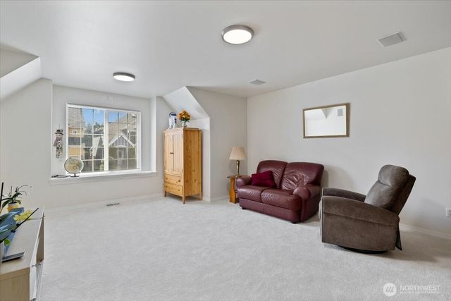 21612 129th Avenue SE, Kent, WA 98031