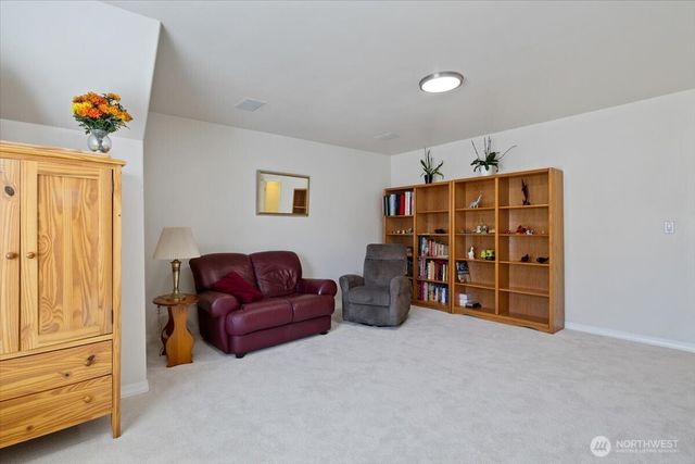 21612 129th Avenue SE, Kent, WA 98031