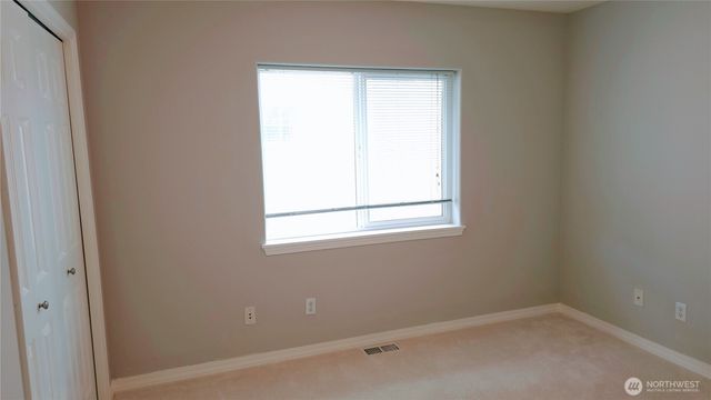 21612 129th Avenue SE, Kent, WA 98031