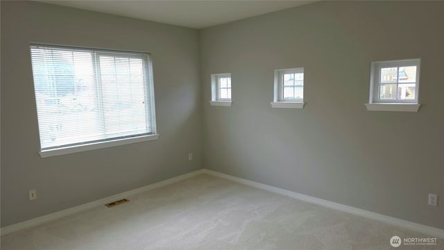 21612 129th Avenue SE, Kent, WA 98031