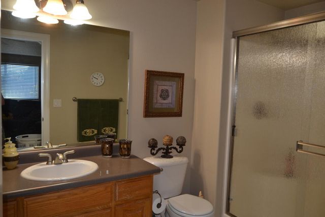 1694 Nunnwood Lane, Grants Pass, OR 97527