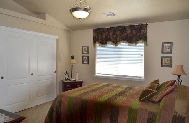 1694 Nunnwood Lane, Grants Pass, OR 97527
