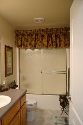 1694 Nunnwood Lane, Grants Pass, OR 97527