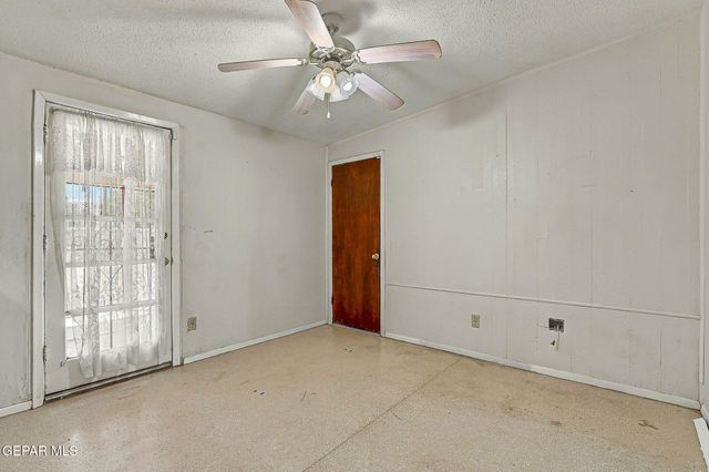 8404 MINEOLA Drive, El Paso, TX 79925