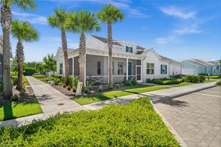 7194 Saona CT, Naples, FL 34113