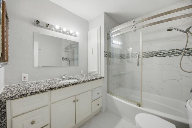 3022 Eastpark Drive, Garland, TX 75044