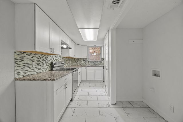 3022 Eastpark Drive, Garland, TX 75044