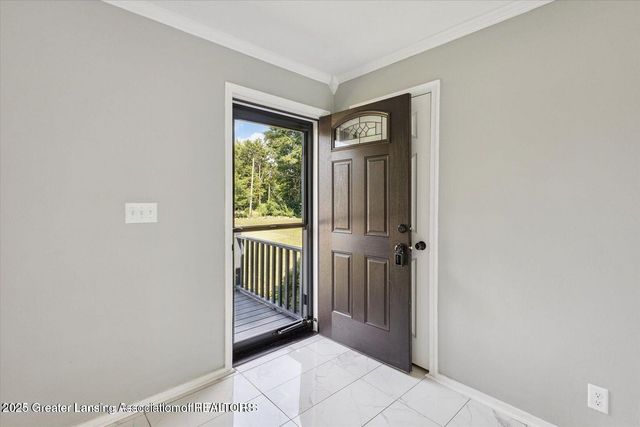 1661 W Cutler Road, Dewitt, MI 48820