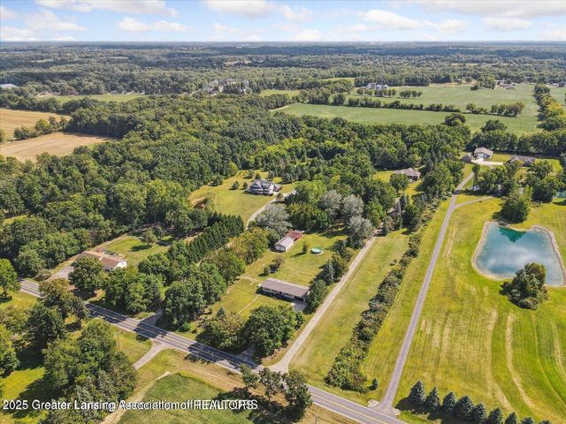 1661 W Cutler Road, Dewitt, MI 48820