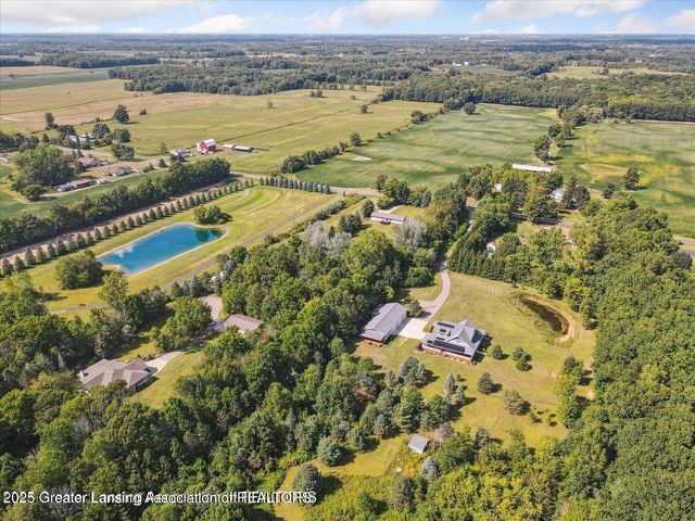 1661 W Cutler Road, Dewitt, MI 48820