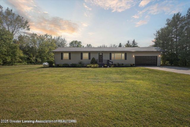 1661 W Cutler Road, Dewitt, MI 48820