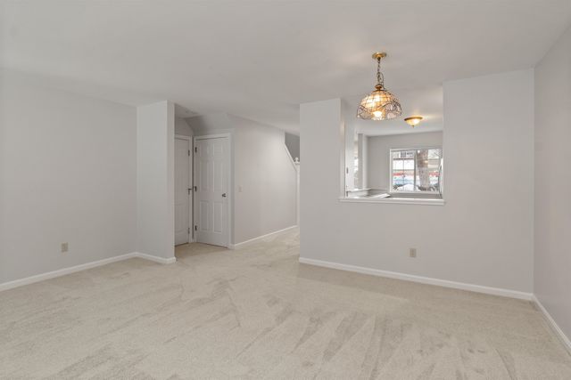 31 Steeplebush Road, Essex, VT 05452