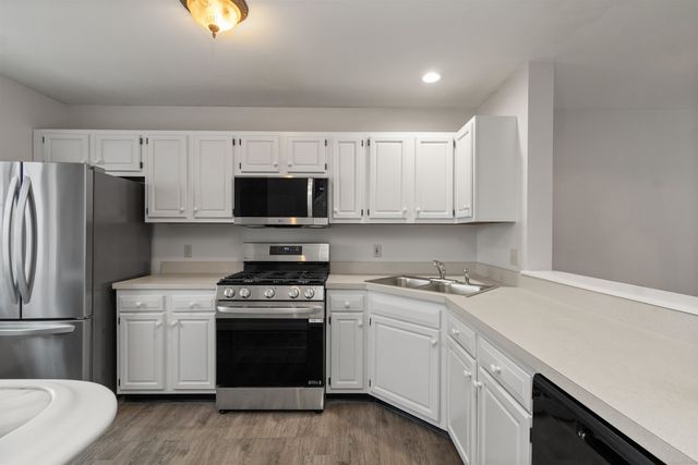 31 Steeplebush Road, Essex, VT 05452