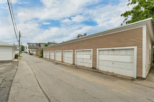 66 Ash Street, Manchester, NH 03104