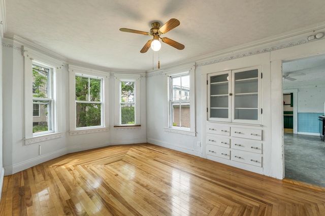 66 Ash Street, Manchester, NH 03104