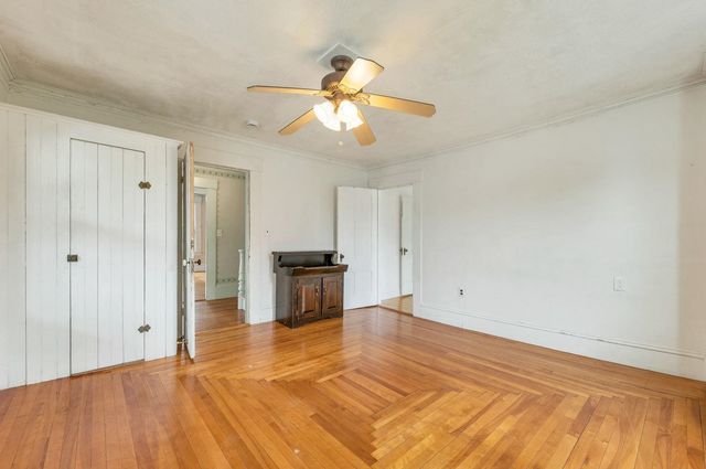 66 Ash Street, Manchester, NH 03104