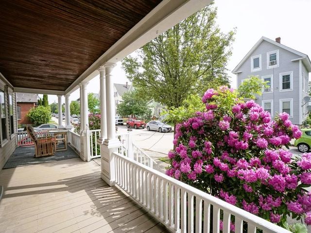 66 Ash Street, Manchester, NH 03104